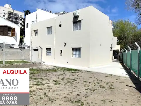 Juan De Garay 2200, Piso PB