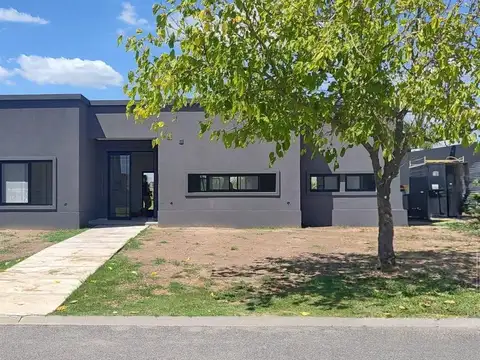 Casa 5 ambientes al agua en  venta en Canton Norte OPORTUNIDAD