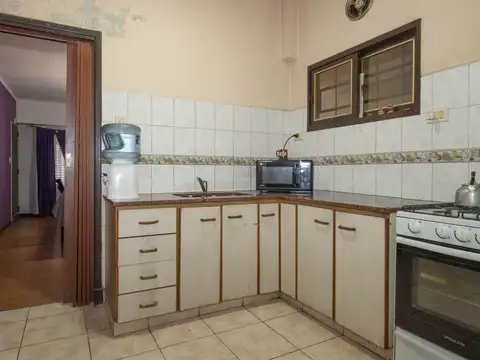 Venta de Casa 5 ambientes en V.Ballester