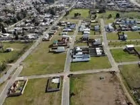 TERRENO, BARRIO PORTAL DE LA AVENIDA RETASADO!