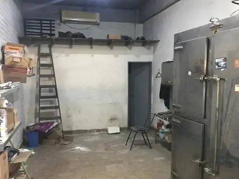 Av Eva Peron  al 3900