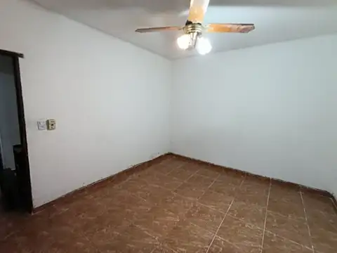 VENTA CASA  INTERNA 2 DORMITORIOS, PATIO Y TERRAZA