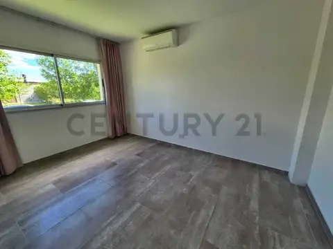 Alquiler Casa 5 amb en Barrio Araucarias, Puertos del Lago Escobar.