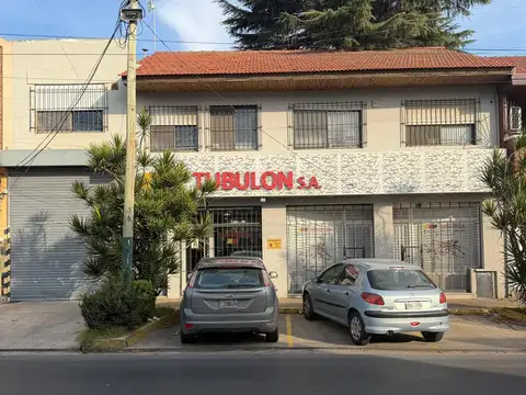 Local en alquiler sobre Molina Arrotea