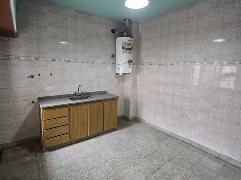 Depto Tipo Casa 3 ambientes con 2 baños