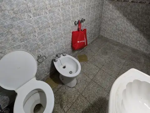 Depto Tipo Casa en Alquiler al Este