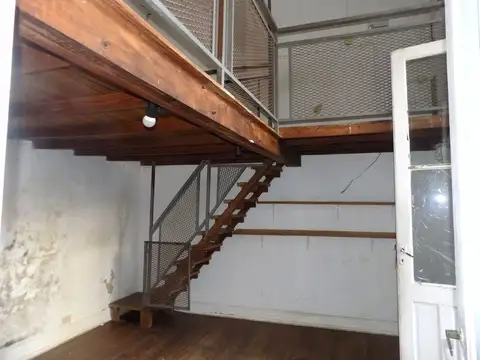 VENTA PH 3 AMB A RECICLAR SIN EXPENSAS BALVANERA