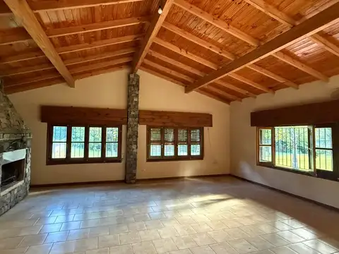 Casa Quinta en Venta en Hosteria Sur - Lujan