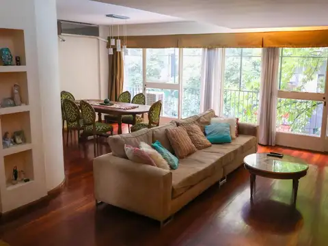 Venta departamento 4 ambientes Piso con Palier privado en Caballito