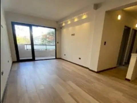 Manuela Pedraza 6000 , Piso 1