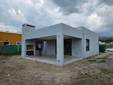 Casa en Alquiler de 2 dormitorios