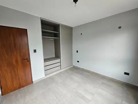 CASA 2 DORMITORIOS EN VAQUEROS