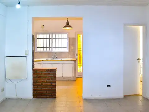 Depto Tipo Casa en Venta en Villa Ballester, USD 79.900