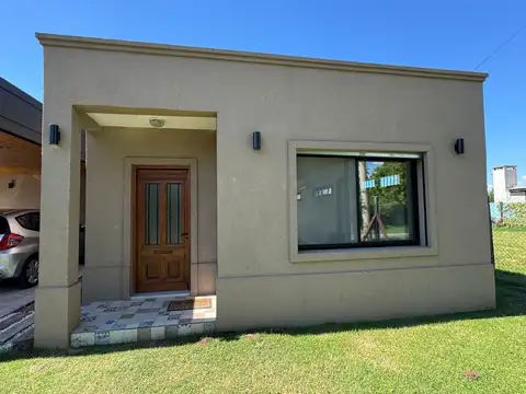 Casa Monoambiente con 2 baños