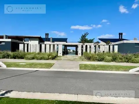 LOTE EN VENTA AL AGUA CARPINCHOS NORDELTA