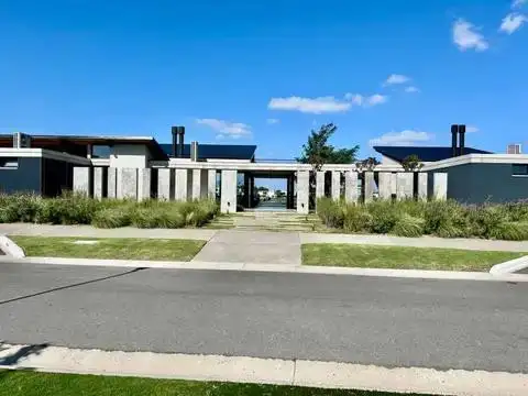 LOTE EN VENTA AL AGUA CARPINCHOS NORDELTA