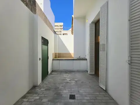Depto Tipo Casa en Venta de 6 ambientes