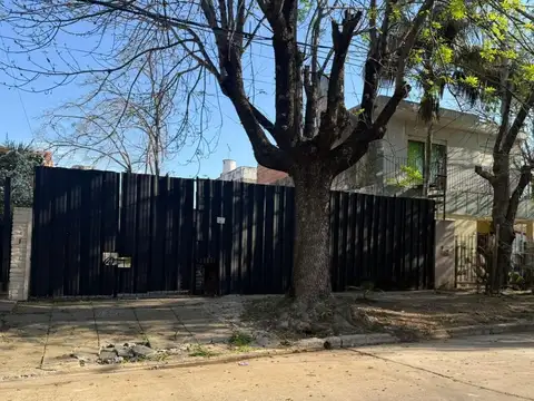 Terreno en venta en Castelar Norte