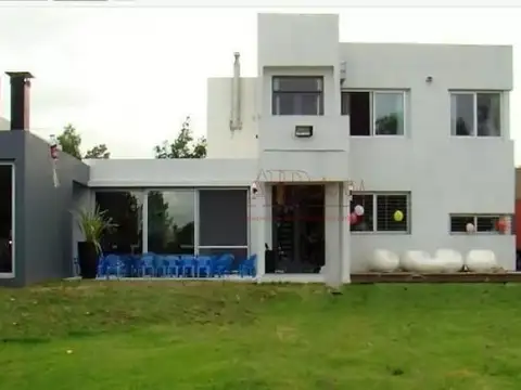 Casa en  Venta City Bell