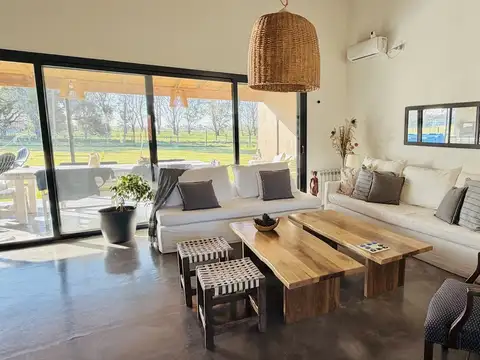 Casa en Alquiler en Los Palenques, USD 1.200