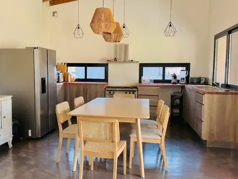 Casa en Alquiler de 5 dormitorios