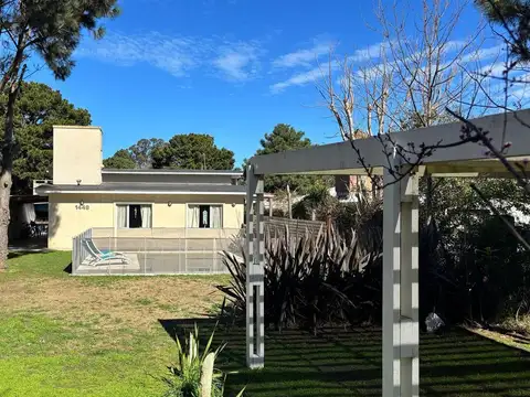 CASA CON DEPARTAMENTO VENTA OSTENDE ACEPTA PERMUTA