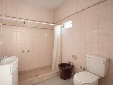 Depto Tipo Casa 2 ambientes con 2 baños