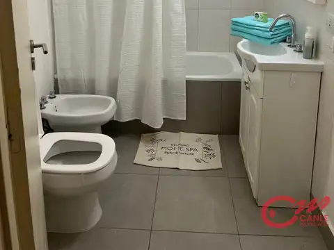 Departamento en Alquiler Temporal con 1 cocheras