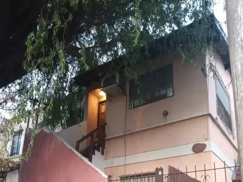 VENTA DE CASA MULTIFAMILIAR