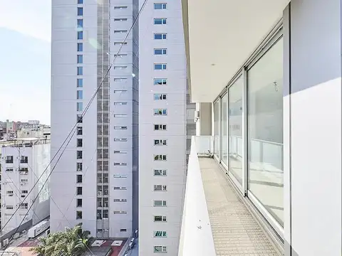 Venta de departamento tipo loft con terraza en lo mejor de Retiro.