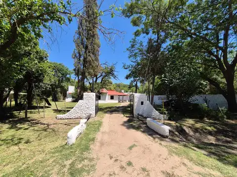 VENTA QUINTA SOBRE 2 LOTES EN SAUCE VIEJO