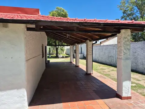 Calle Panamá (entre Canadá y EEUU) 4100