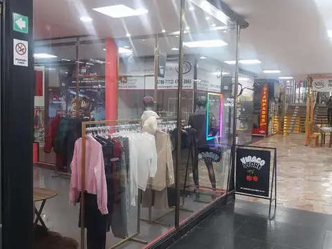 Local en alquiler Zona Belgrano CABA en "Galeria Las Vegas"