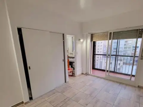 VENTA MONOAMBIENTE C/BALCÓN MUY LUMINOSO EN BARRIO NORTE