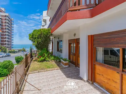 Departamento tres ambientes en Playa Grande