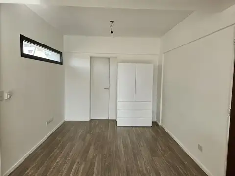 Ramirez de Velasco 300, Piso 8