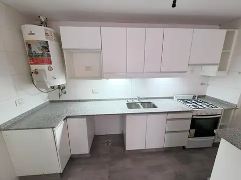 Departamento en Alquiler con 1 cochera