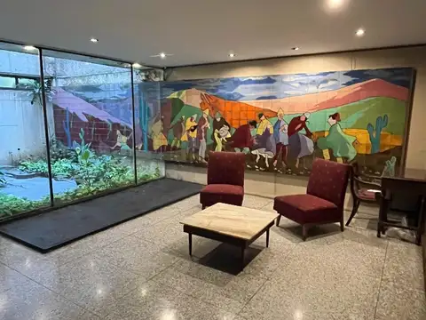 Oficina en Alquiler 50 años