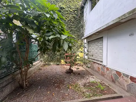 Depto Tipo Casa en Venta de 7 ambientes