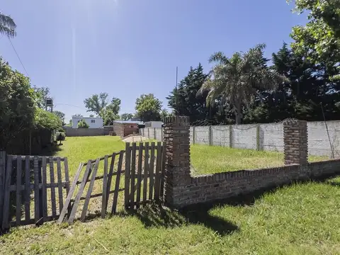 VENTA TERRENO EN BARRIO COUNTRY 16 - PUEBLO ESTHER