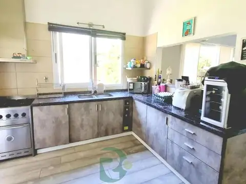 Venta casa 6amb. Barrio Privado Altos del sol.Ituzaingo