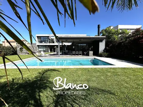 Casa  en Venta en La Lomada, Pilar, G.B.A. Zona Norte