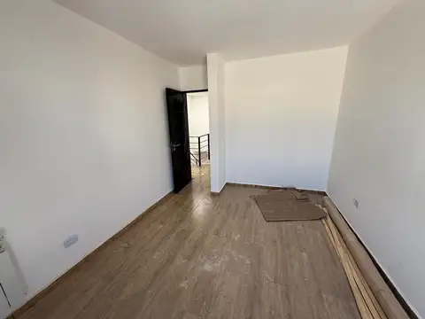 Depto Tipo Casa 5 ambientes con 3 baños
