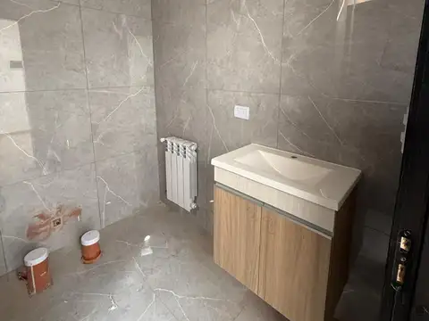 Depto Tipo Casa en Venta con 1 cocheras