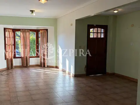 Casa en Venta en Castelar Norte, USD 240.000