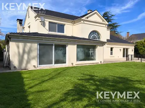Casa en Venta con 5 cocheras