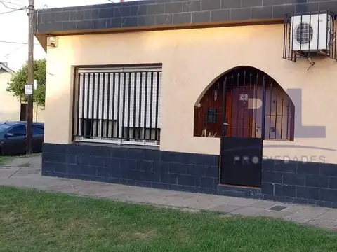 Casa en Venta en Ramos Mejia, USD 169.000