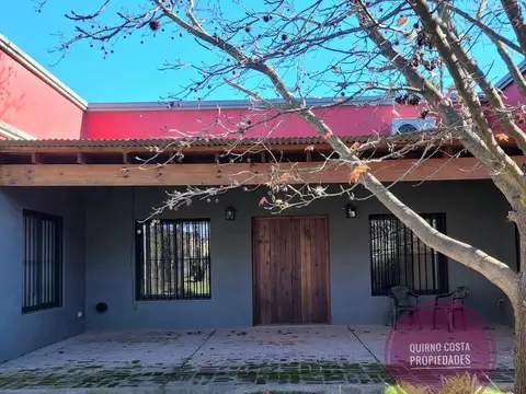 Casa en  venta en San Antonio de Areco. Zona quintas