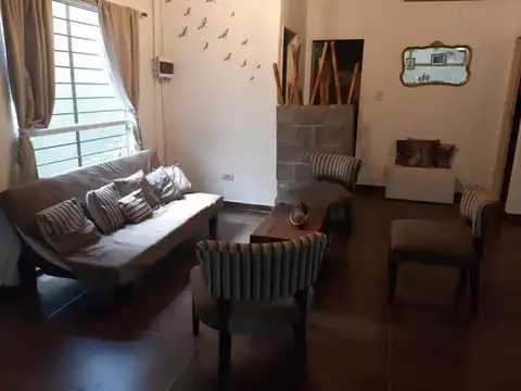 Casa en Alquiler de 3 dormitorios