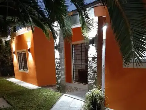 ALQUILER  ANUAL CASA AMOBLADA " BARRIO CERRADO LOS NUEVOS OMBUES"